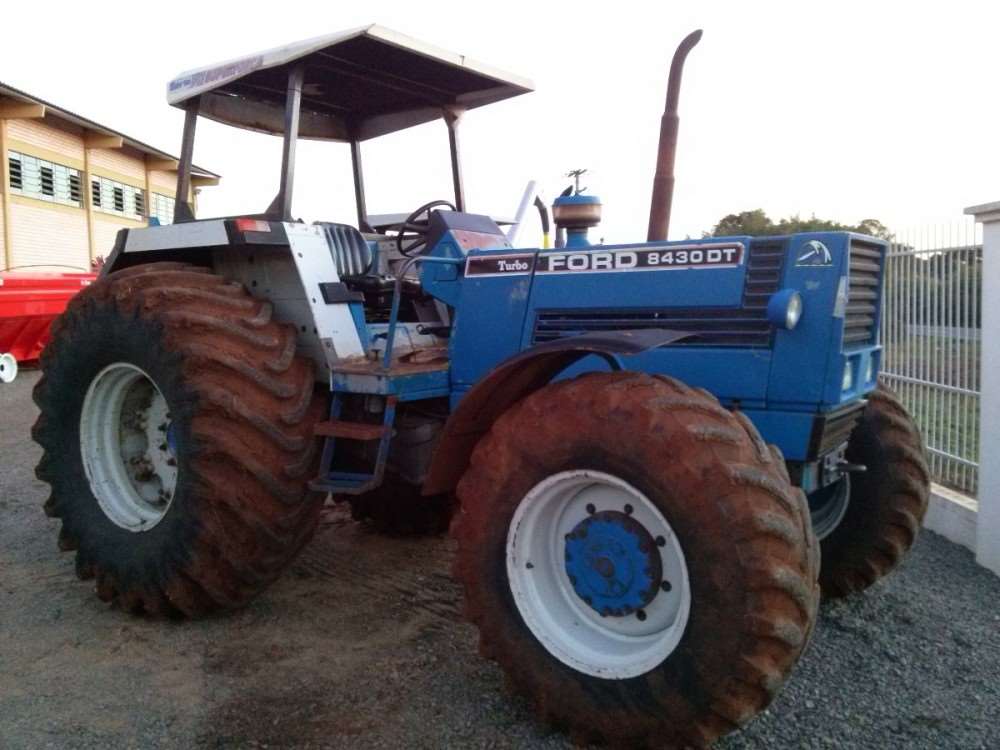 Ford 8430